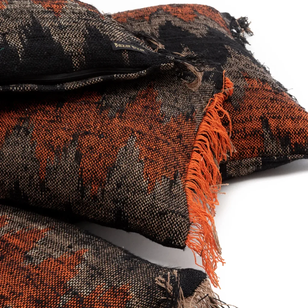 De Oh My Gee Kussenhoes - Zwart Oranje -  60x60 - Afbeelding 7